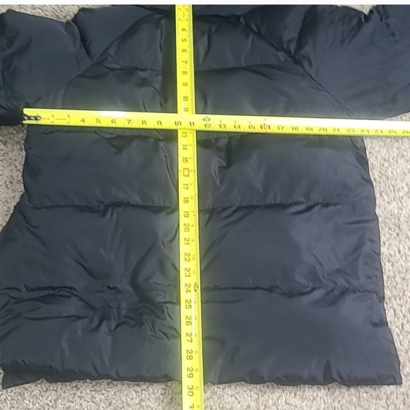 Fabletics Puffer Coat - Picture 7 of 9